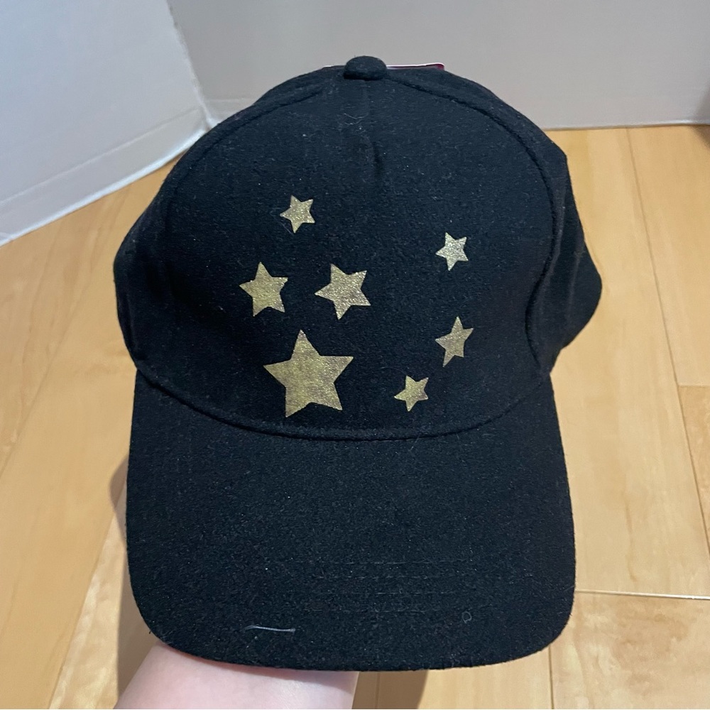 2 women’s cap - Picture 6 of 8